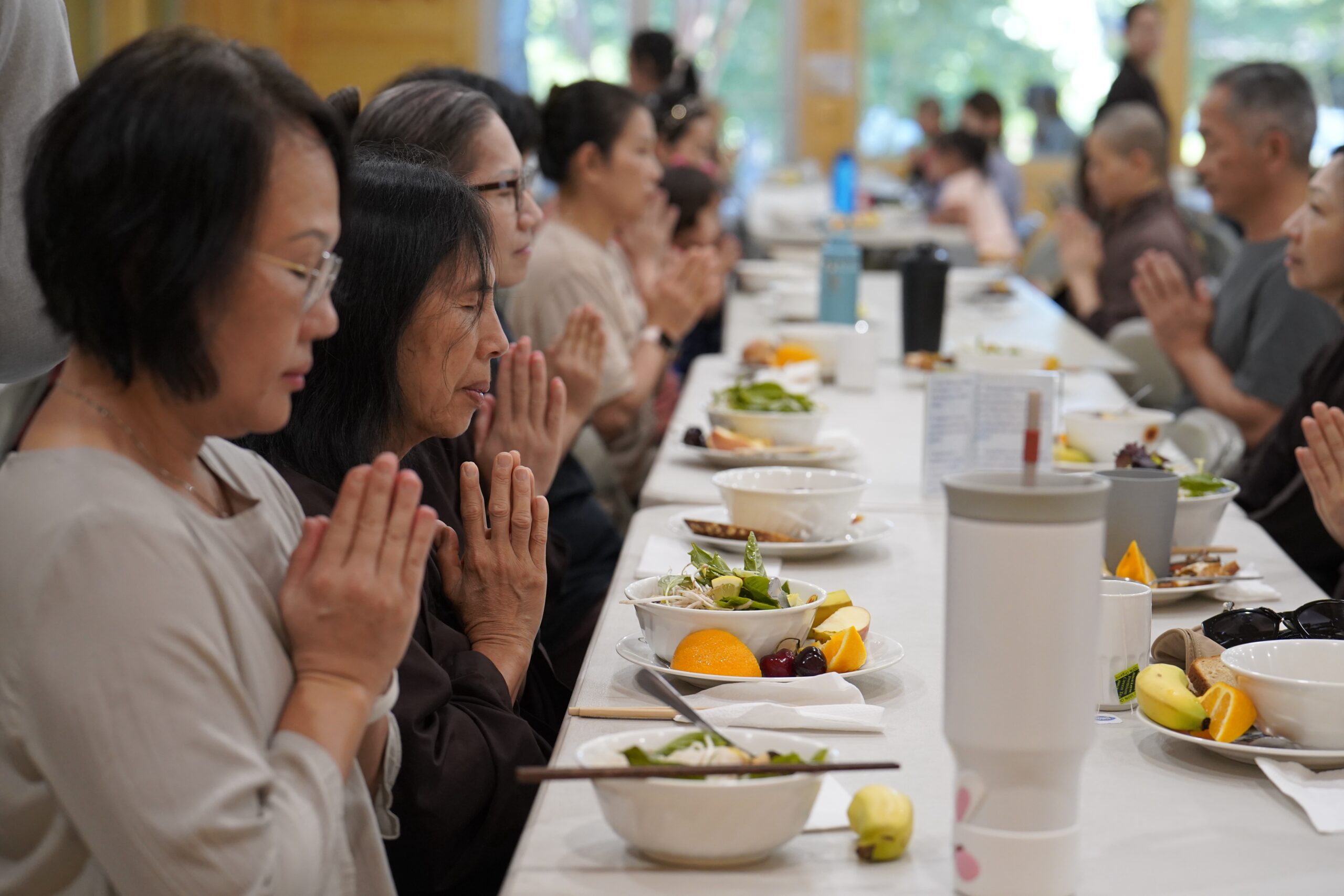 viet retreat lunch